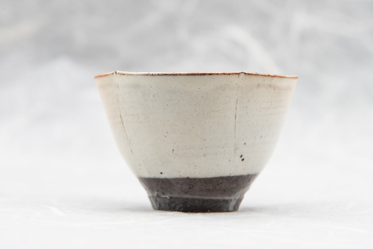 Handmade Karatsu Tea Cup - Petal Cup - NAKAZATO KENTA – Ikkyu Tea