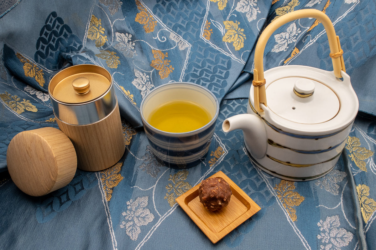 お茶とお茶スイーツ】「凛（りん）」深蒸し茶 藤壷 とお茶